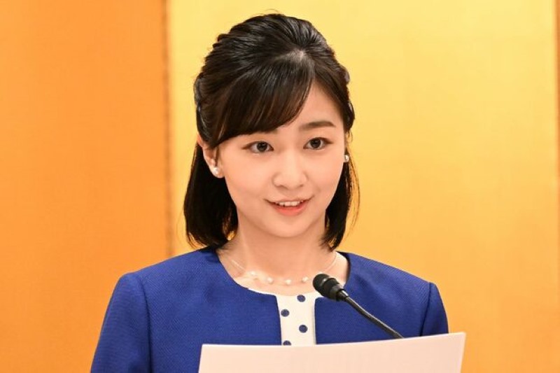 佳子さまの身長・年齢・誕生日は？大学や現在のお仕事は何？