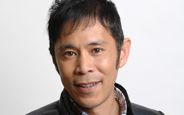 岡村隆史の嫁は誰？馴れ初めや年齢、国籍も調査！現在子供はいる？      