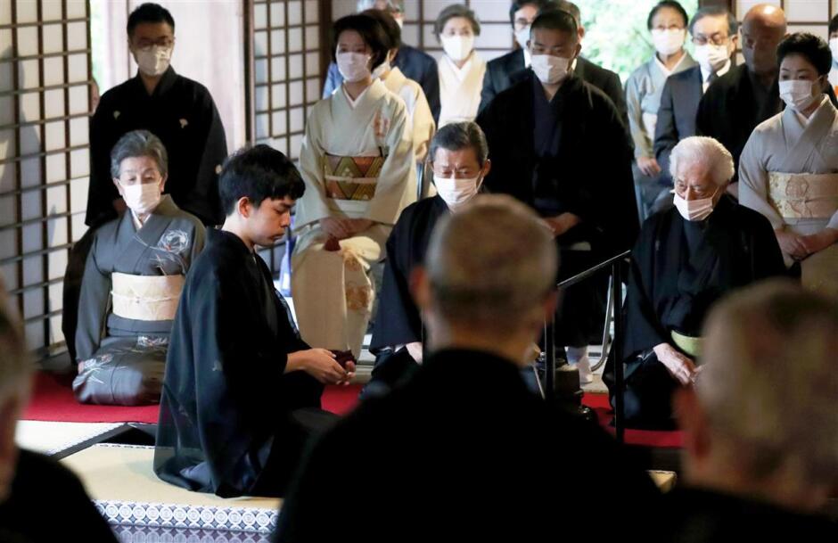 千敬史の結婚相手は誰？母親は元皇族の千容子！三島由紀夫との関係は？