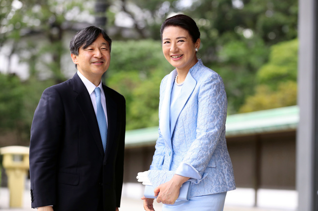 天皇陛下は雅子様が大好き！プロポーズを断られた過去も！？馴れ初めは？