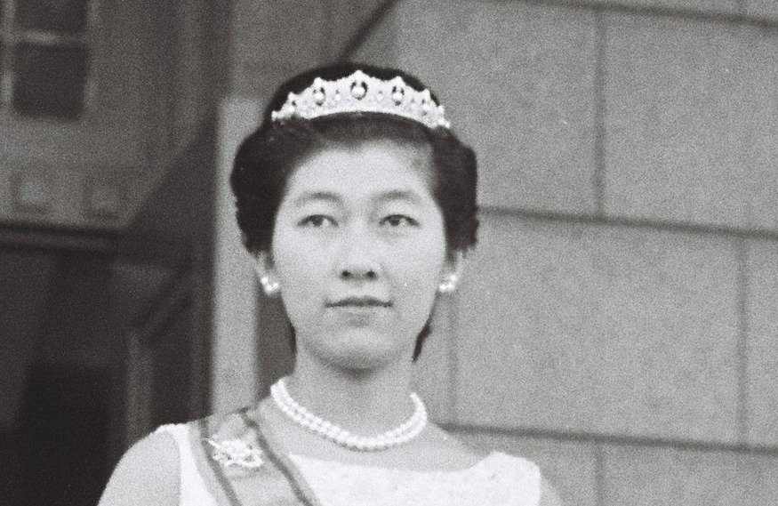 近衞甯子の現在を調査！美人だったって本当？旦那や子供についても